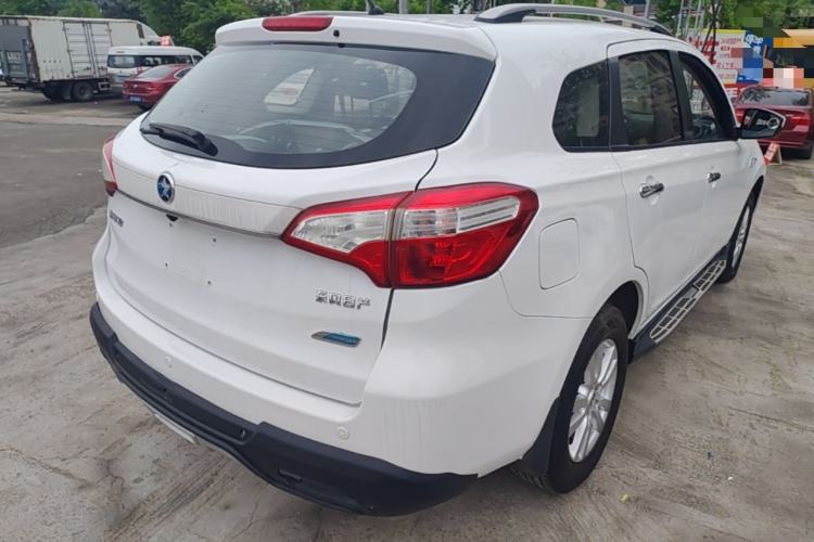 Used Venucia T70 2015 2.0L CVT Smart Choice Edition Rear Right 45 Deg