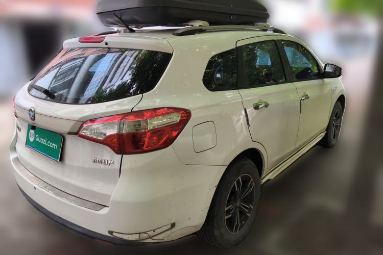 Used Venucia T70 2015 1.6L Manual Ruixing Edition Rear Right 45 Deg