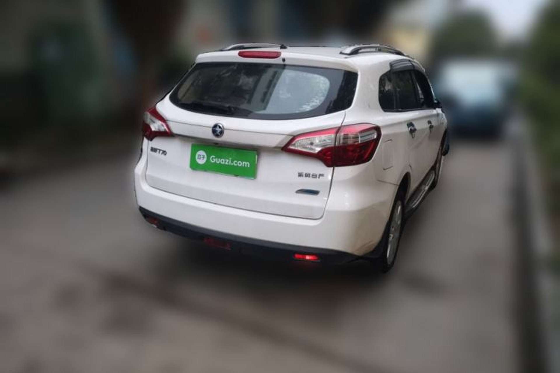 Used Venucia T70 2015 2.0L CVT Smart Edition Rear Right 45 Deg