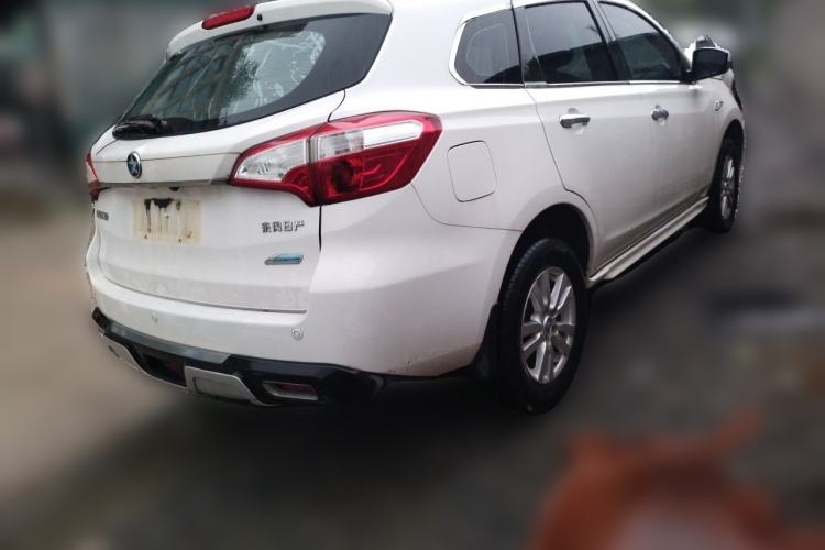 Used Venucia T70 2015 2.0L CVT Smart Choice Edition Rear Right 45 Deg