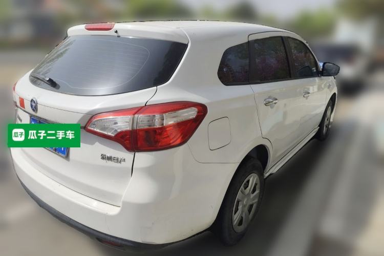 Used Venucia T70 2015 1.6L Manual Ruixing Edition Rear Right 45 Deg