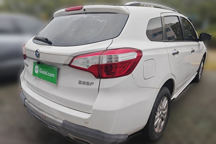 Used Venucia T70 2015 2.0L Manual RuiQu Version Rear Right 45 Deg