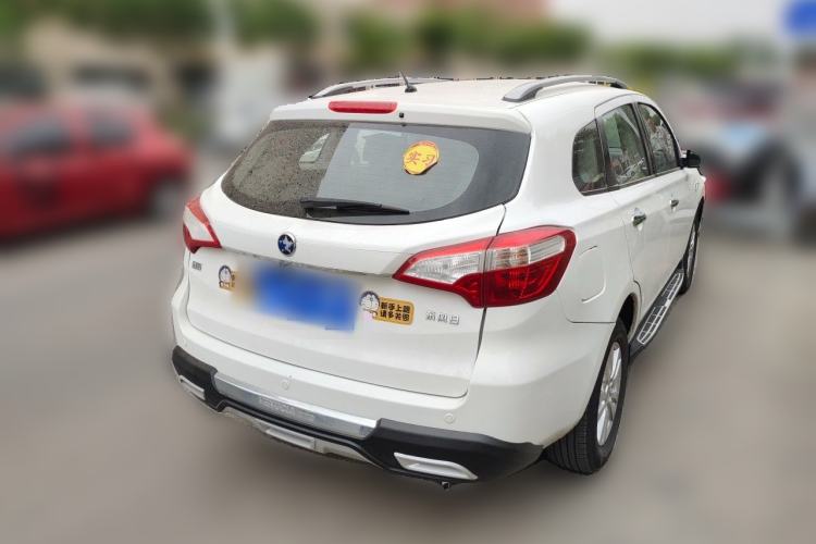 Used Venucia T70 2015 2.0L CVT Smart Choice Edition Rear Right 45 Deg