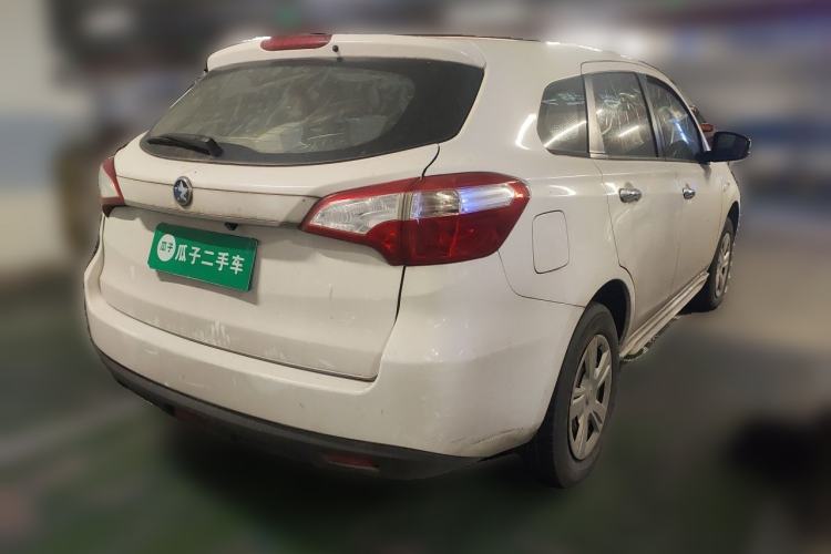 Used Venucia T70 2015 1.6L Manual Ruixing Edition Rear Right 45 Deg