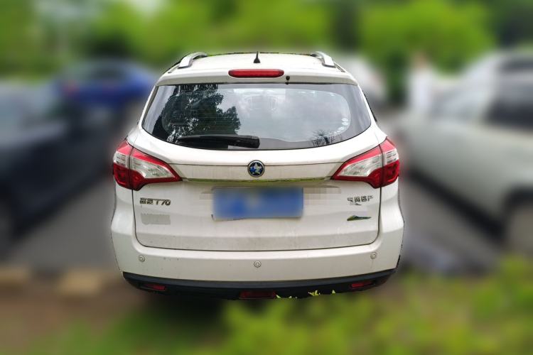 Used Venucia T70 2015 2.0L CVT Smart Choice Edition Rear
