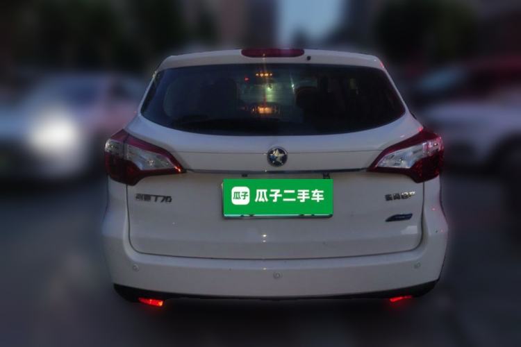 Used Venucia T70 2015 2.0L CVT Smart Choice Edition Rear
