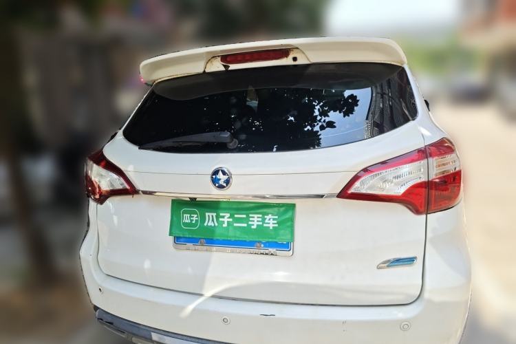 Used Venucia T70 2015 2.0L CVT Smart Choice Edition Rear