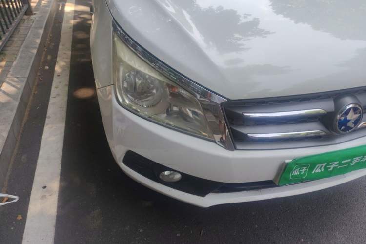 Used Venucia T70 2015 1.6L Manual Ruixing Edition Right Front Headlight