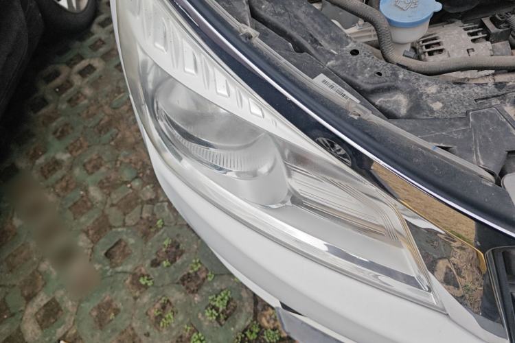 Used Venucia T70 2015 2.0L Manual RuiQu Version Right Front Headlight