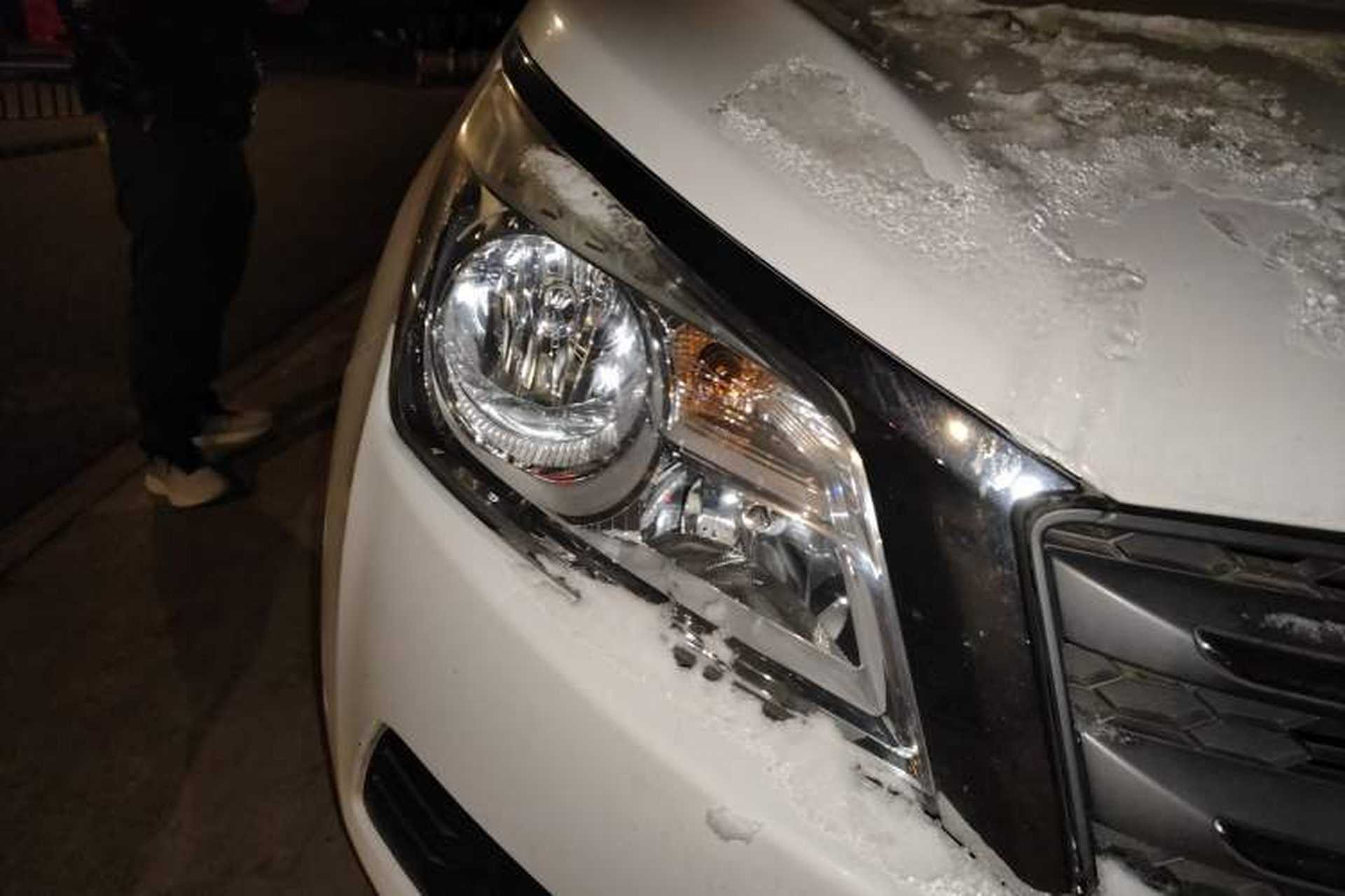 Used Venucia T70 2015 2.0L CVT Smart Choice Edition Right Front Headlight