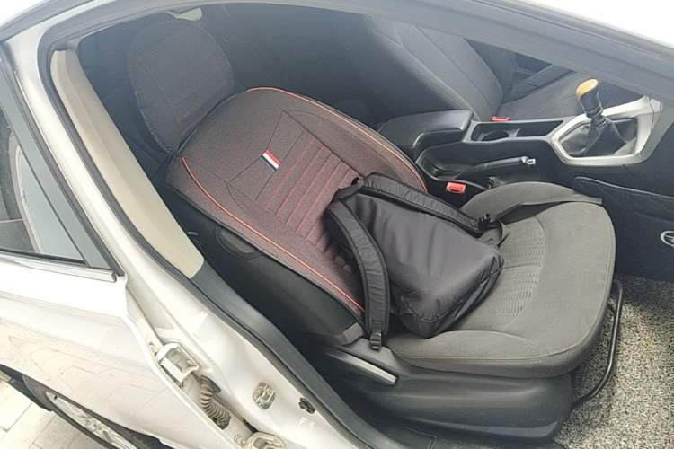 Used Venucia T70 2015 2.0L Manual RuiQu Version Right Front Seat