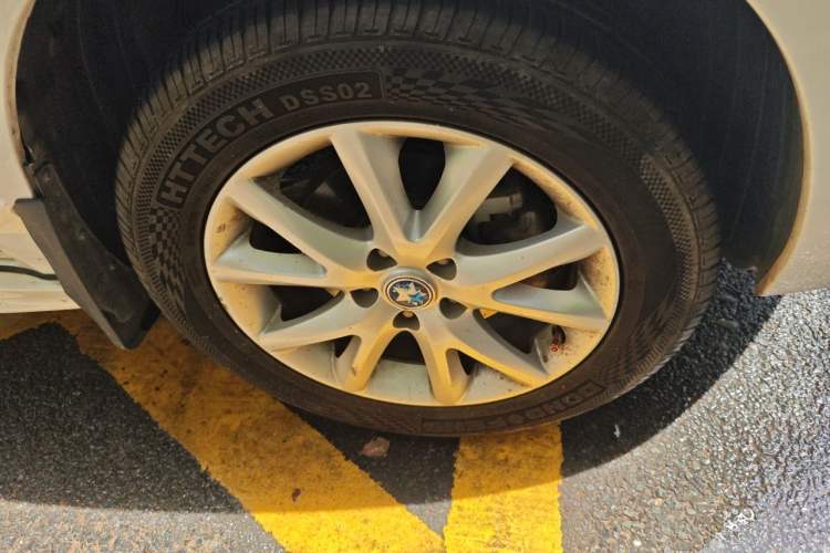 Used Venucia T70 2015 2.0L Manual RuiXiang Edition Right Front Wheel Hub