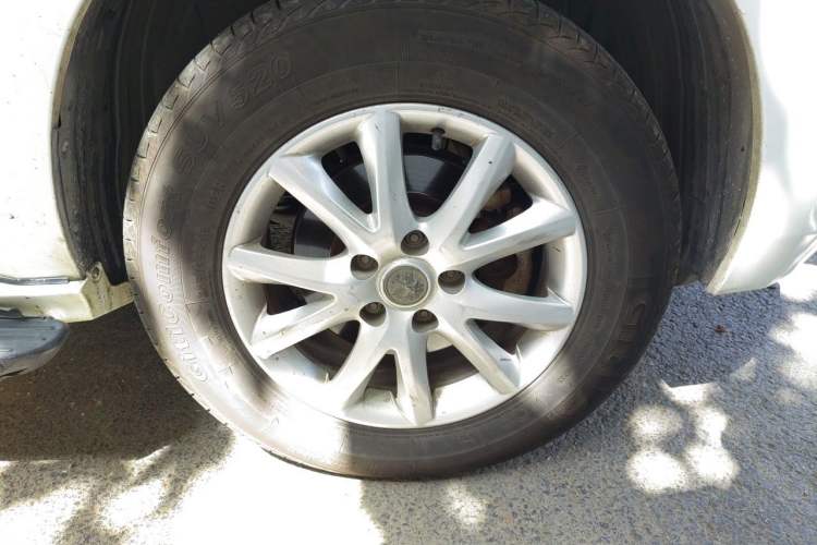 Used Venucia T70 2015 1.6L Manual Ruixing Edition Right Front Wheel Hub