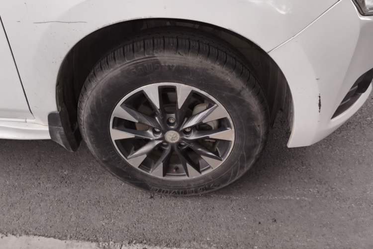 Used Venucia T70 2015 1.6L Manual Ruixing Edition Right Front Wheel Hub