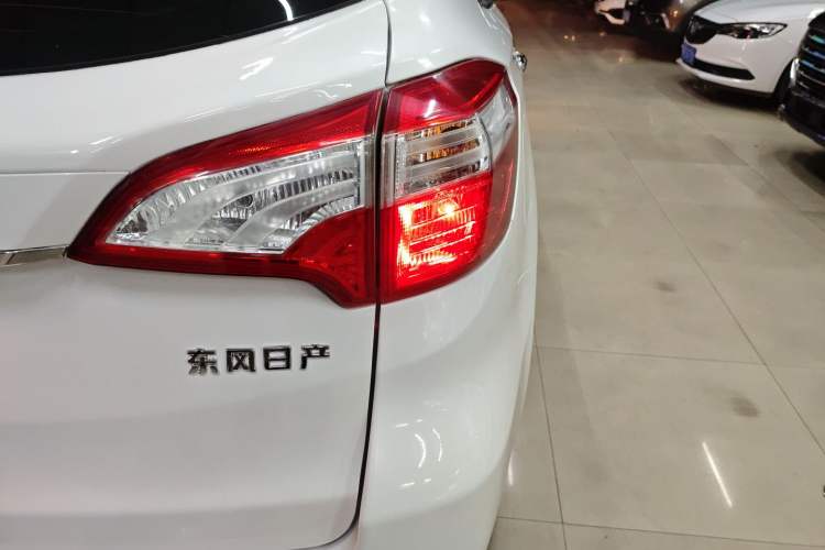 Used Venucia T70 2015 2.0L Manual RuiQu Version Right Rear Taillight