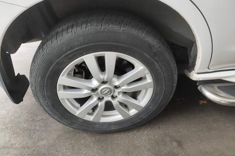 Used Venucia T70 2015 2.0L CVT Smart Edition Right Rear Wheel Hub