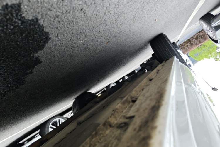 Used Venucia T70 2015 1.6L Manual Ruixing Edition Right Side Sill