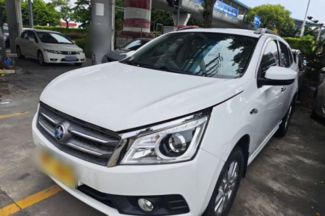 Used Venucia T70 2015 2.0L CVT Smart Edition