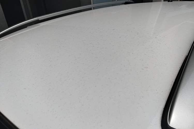 Used Venucia T70 2015 2.0L Manual RuiQu Version Roof