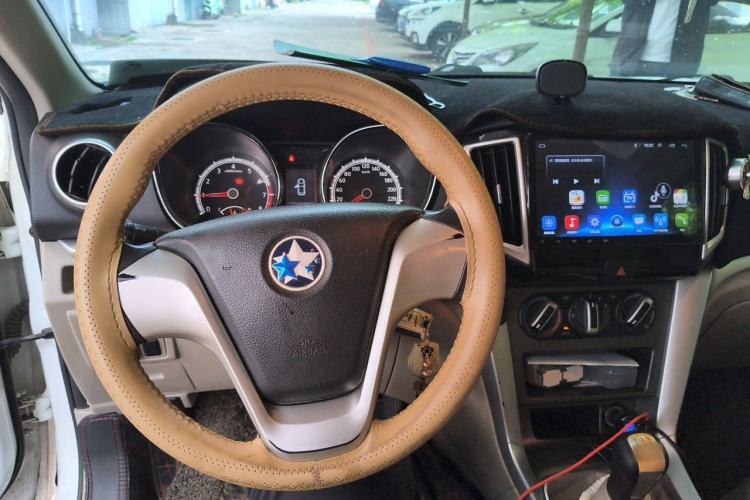 Used Venucia T70 2015 1.6L Manual Ruixing Edition Steering Wheel