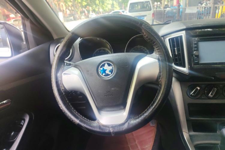 Used Venucia T70 2015 1.6L Manual Ruixing Edition Steering Wheel