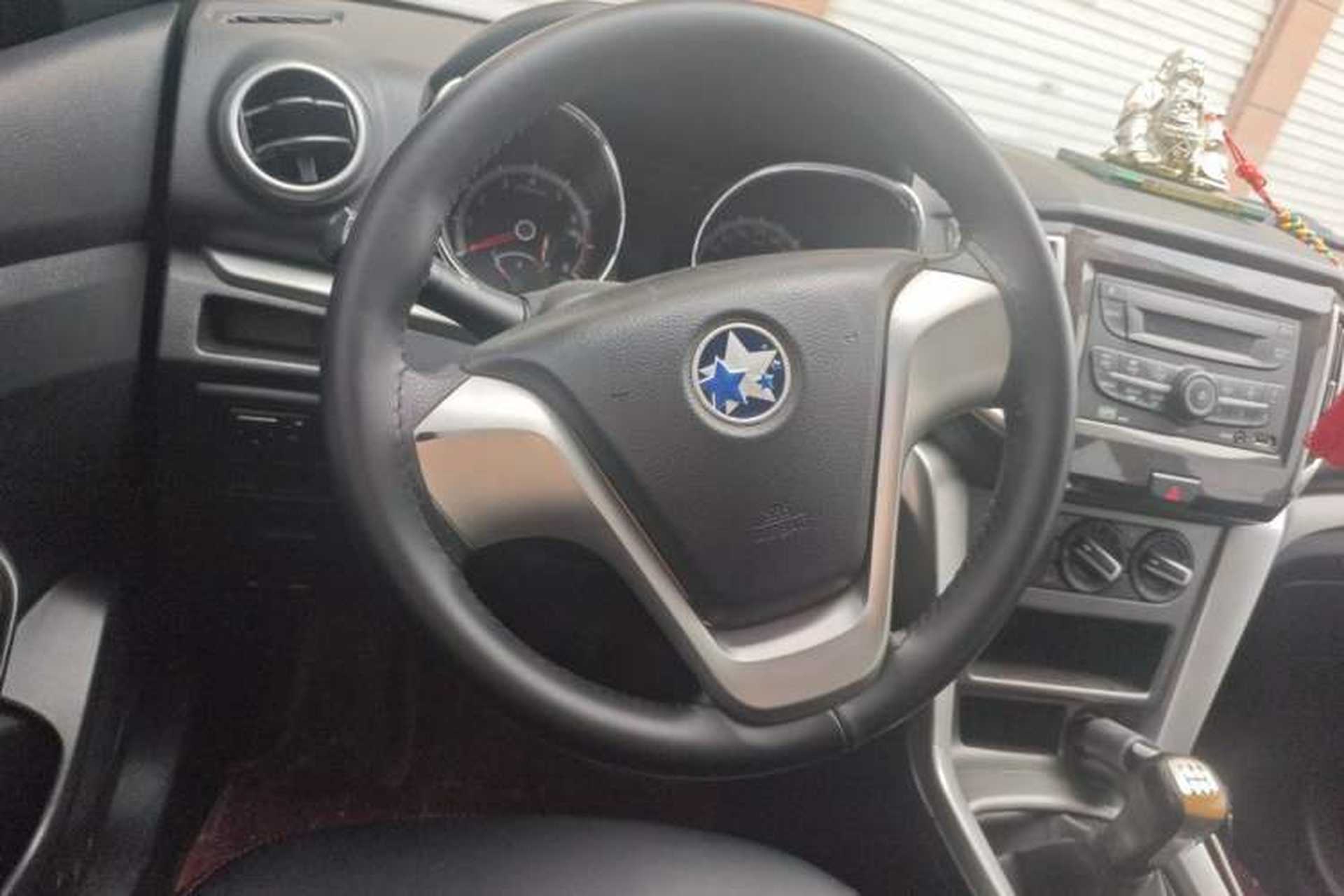 Used Venucia T70 2015 1.6L Manual Ruixing Edition Steering Wheel