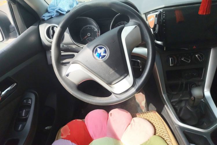 Used Venucia T70 2015 1.6L Manual Ruixing Edition Steering Wheel