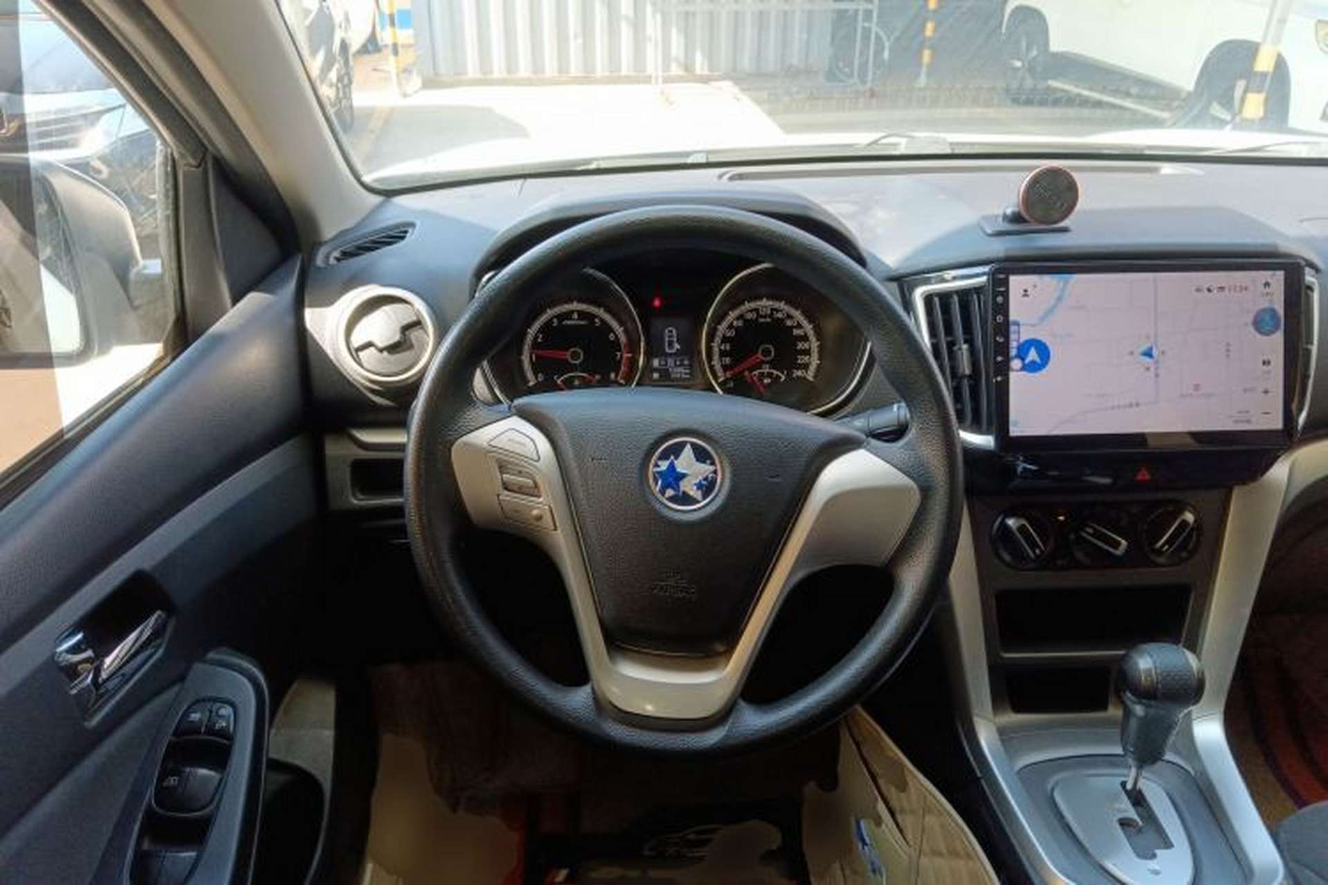 Used Venucia T70 2015 2.0L CVT Smart Choice Edition Steering Wheel
