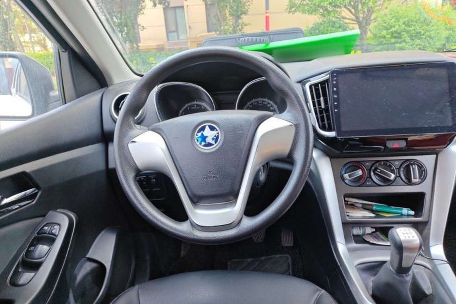 Used Venucia T70 2015 1.6L Manual Ruixing Edition Steering Wheel