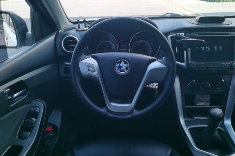 Used Venucia T70 2015 2.0L Manual RuiQu Version Steering Wheel
