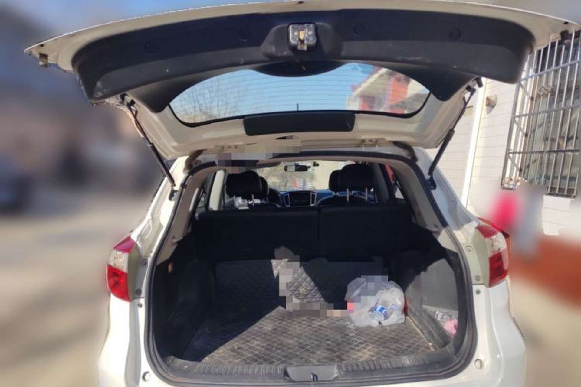 Used Venucia T70 2015 2.0L CVT Smart Choice Edition Trunk