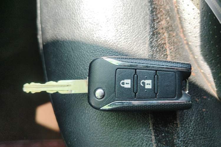 Used Venucia T70 2015 2.0L CVT Smart Choice Edition Vehicle Key