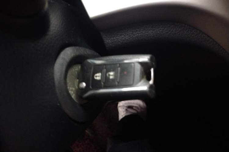 Used Venucia T70 2015 2.0L CVT Smart Choice Edition Vehicle Key