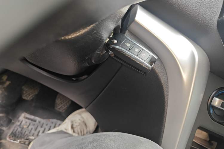 Used Venucia T70 2015 2.0L Manual RuiQu Version Vehicle Key