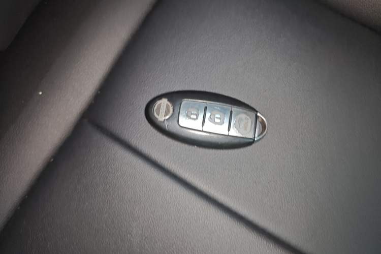 Used Venucia T70 2015 2.0L CVT Smart Choice Edition Vehicle Key