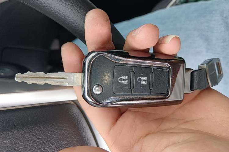 Used Venucia T70 2015 2.0L CVT Smart Choice Edition Vehicle Key