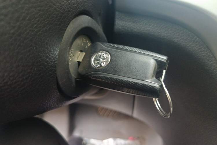 Used Venucia T70 2015 2.0L CVT Smart Choice Edition Vehicle Key
