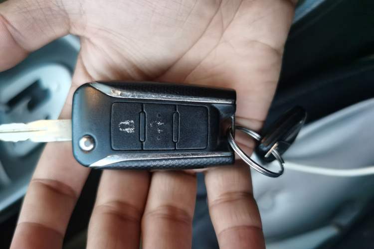 Used Venucia T70 2015 2.0L CVT Smart Choice Edition Vehicle Key