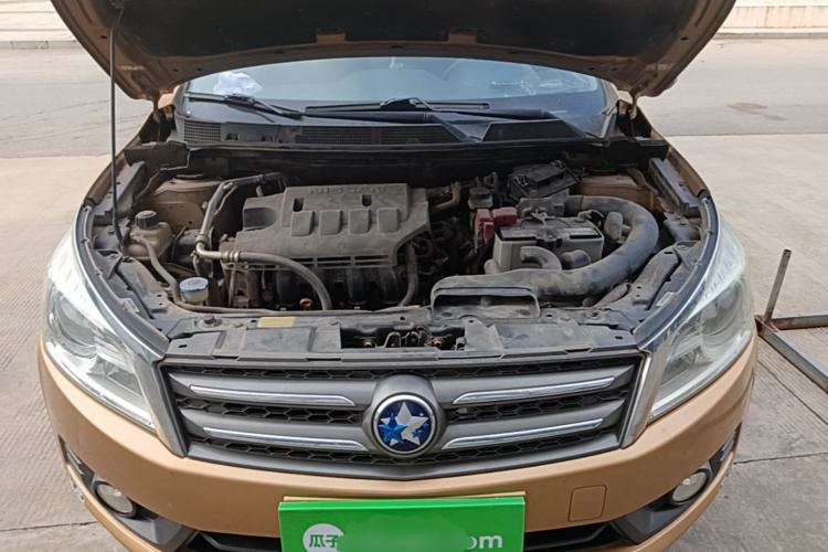 Used Venucia T70 2015 1.6L Manual Ruixing Edition Engine Bay