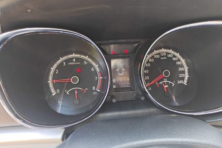 Used Venucia T70 2015 2.0L CVT Smart Edition Instrument Cluster