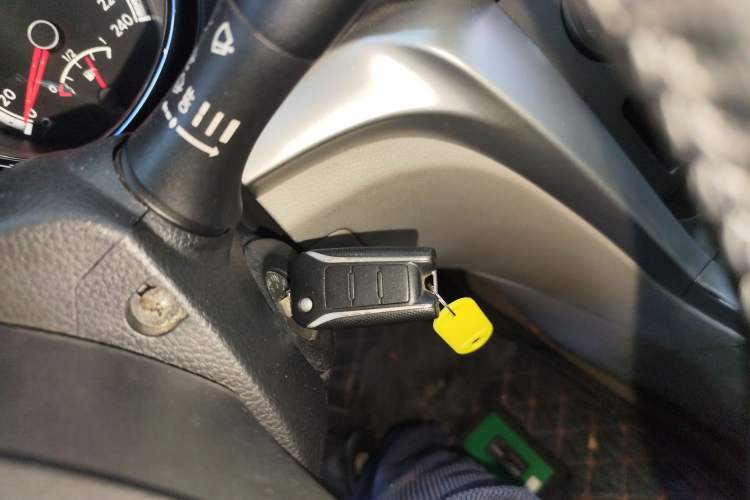 Used Venucia T70 2015 2.0L CVT Smart Edition Interior 1