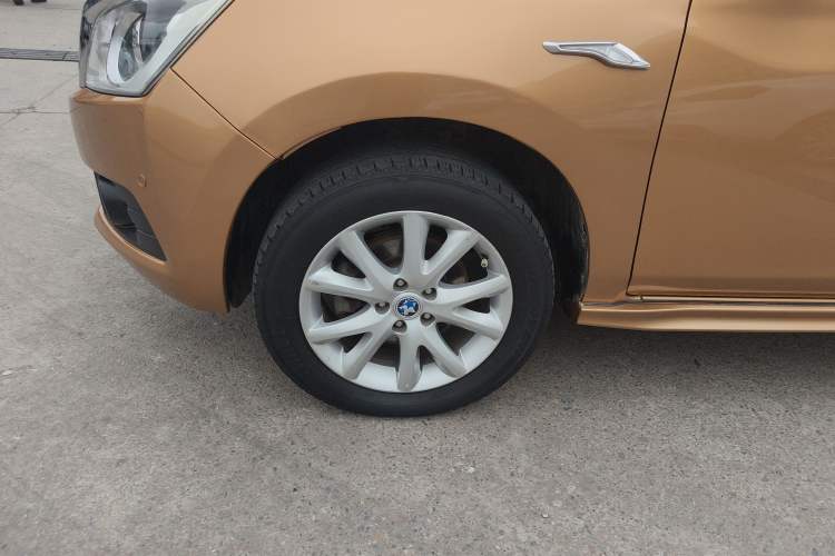 Used Venucia T70 2015 2.0L Manual RuiXiang Edition Left Front Wheel Hub
