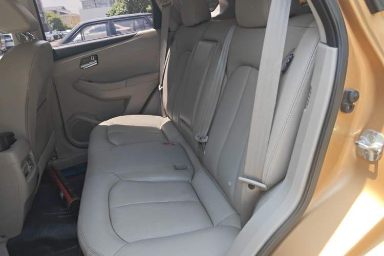 Used Venucia T70 2015 2.0L CVT Smart Edition Left Rear Seat