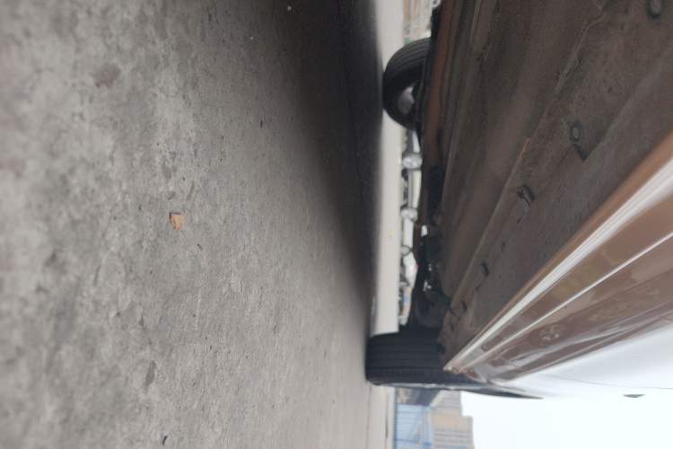 Used Venucia T70 2015 2.0L Manual RuiXiang Edition Left Side Sill