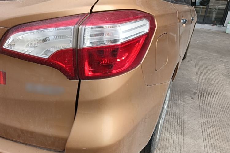 Used Venucia T70 2015 1.6L Manual Ruixing Edition Right Rear Taillight