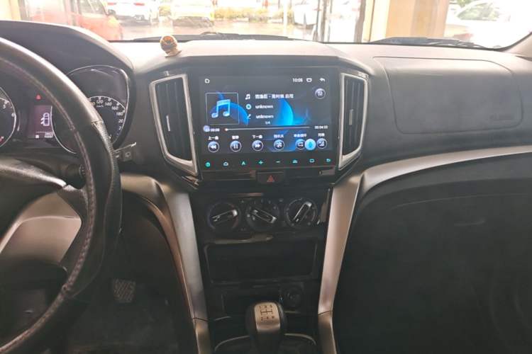 Used Venucia T70 2016 1.6L Manual Ruixing Edition Audio And AC Panel