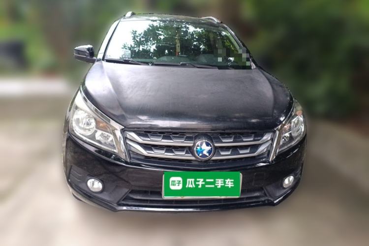 Used Venucia T70 2016 2.0L CVT Smart Choice Edition Front