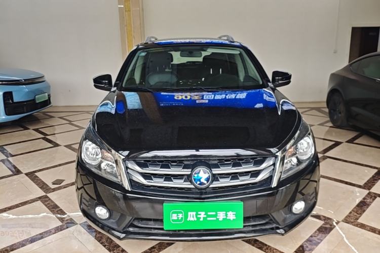 Used Venucia T70 2016 1.6L Manual Ruixing Edition Front
