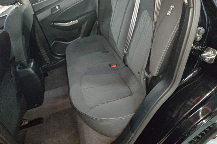 Used Venucia T70 2016 2.0L CVT Smart Choice Edition Interior 4