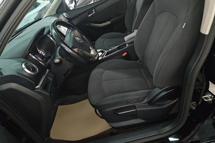 Used Venucia T70 2016 2.0L CVT Smart Choice Edition Left Front Seat
